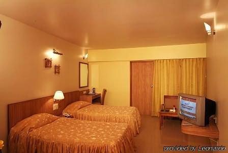 Sahil Sarovar Portico Lonavala Δωμάτιο φωτογραφία
